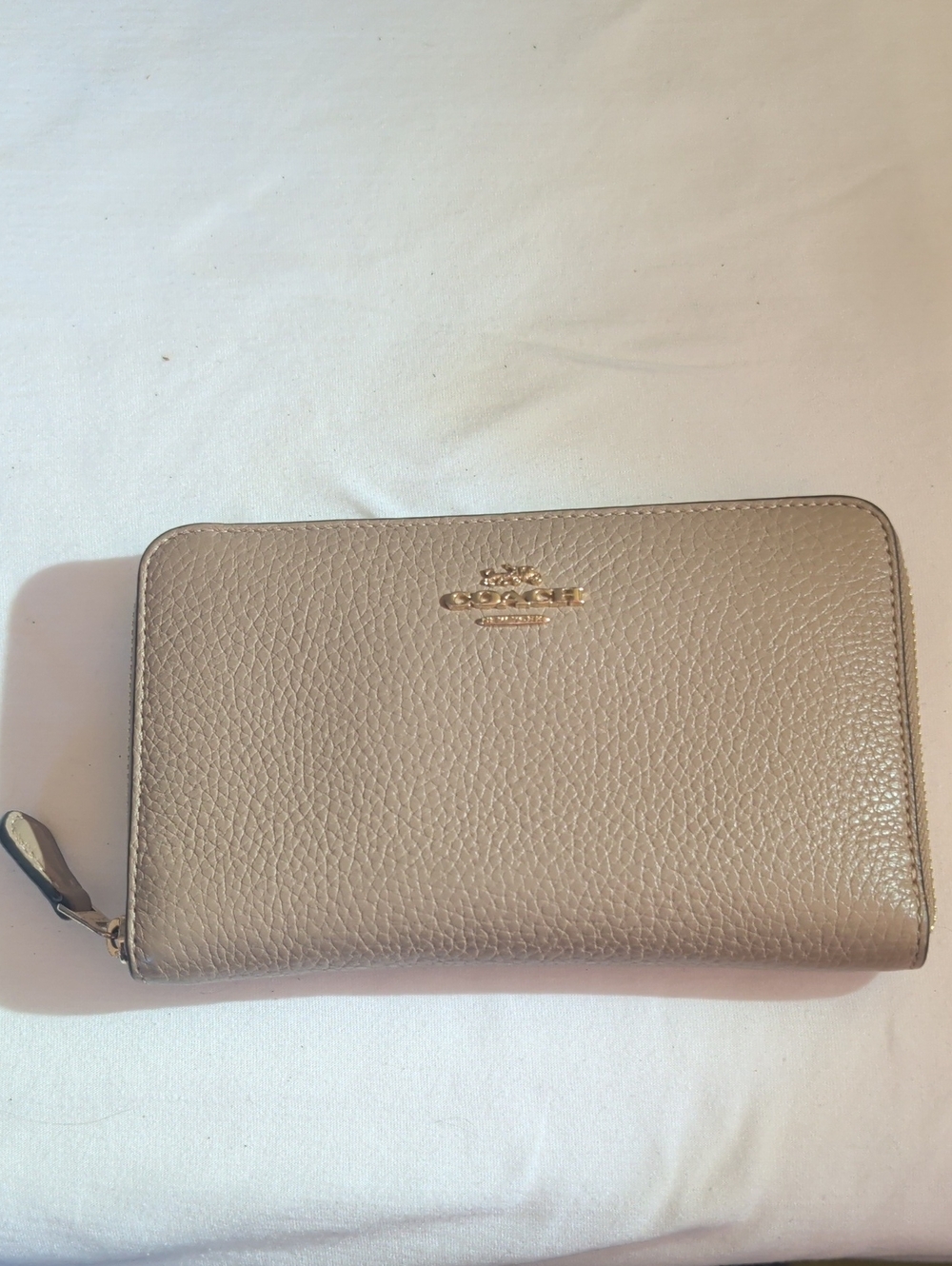 Coach Pebbled Leather Zip Around Wallet Taupe Burgundy Gold